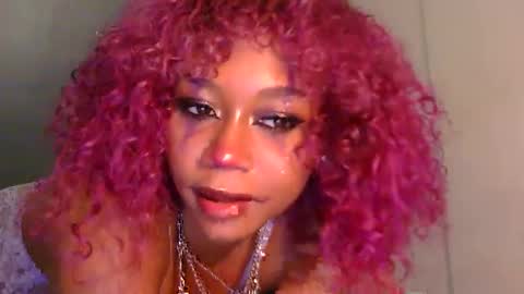 urwildestdream666 online show from October 28, 12:36 am