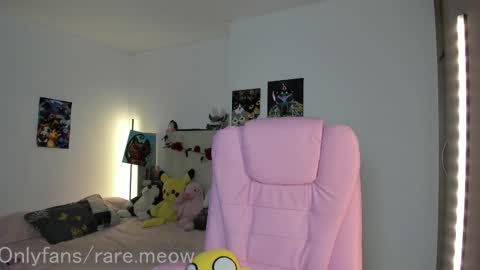    online show from November 14, 10:29 pm