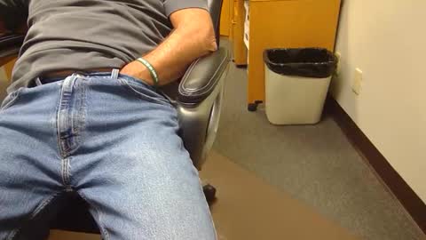 useemie online show from September 30, 6:13 pm