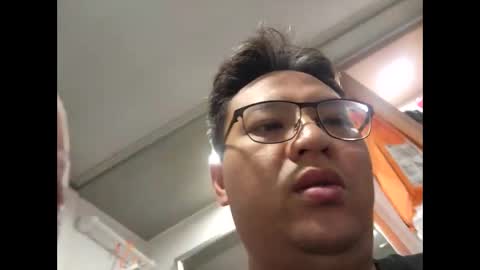 O online show from February 21, 9:43 am