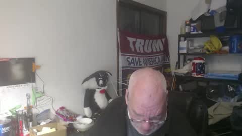 Eric online show from November 2, 2:47 am