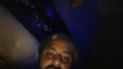 Snapshot of usman184 chatting on January 20, 9:43 pm Mian184 online show from January 20, 9:43 pm