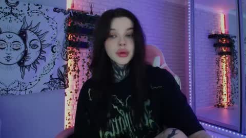 Eva online show from December 3, 11:01 am