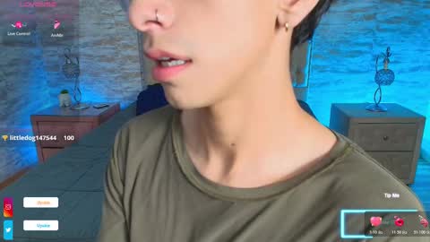 Snapshot of uyukie chatting on October 30, 11:49 pm UYUKIE online show from October 30, 11:49 pm