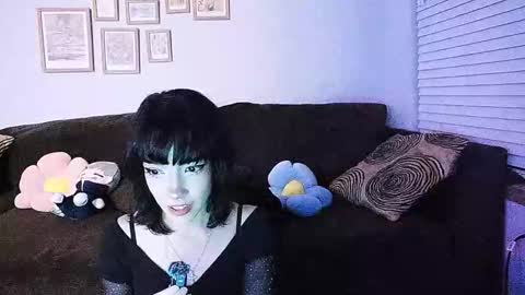 Snapshot of v1rtualsuccubi chatting on December 23, 7:50 am Rosy online show from December 23, 7:50 am