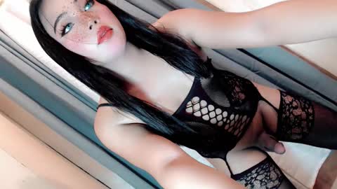 JESS - DONT FORGET TO FOLLOW ME AND GIVE ME THUMBS UP online show from November 7, 8:58 am