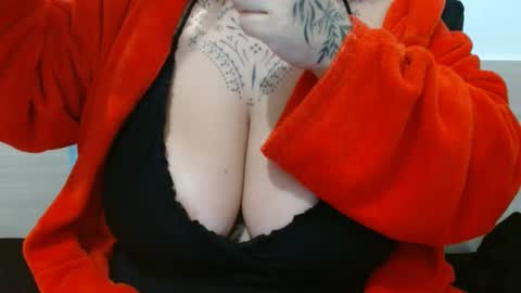 Vah Oliver online show from October 31, 11:22 am