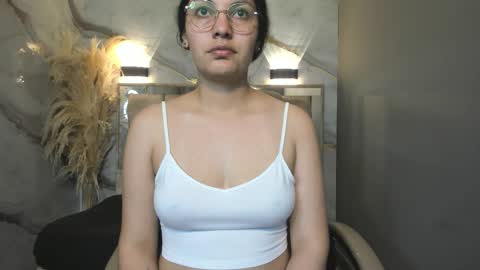 Vainilla online show from March 7, 1:24 am