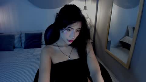 Snapshot of vaiolethsan chatting on December 31, 1:52 pm Vaioleth online show from December 31, 1:52 pm