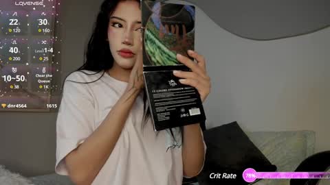 Snapshot of vaiolethsan chatting on January 12, 7:53 am Vaioleth online show from January 12, 7:53 am