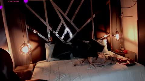 Vaioleth online show from February 20, 7:36 pm