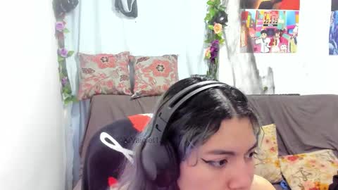 Vaiolet1314 online show from March 13, 2:29 am