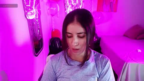 valentina online show from March 18, 4:04 am