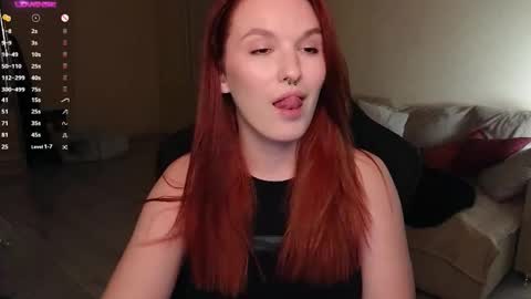 Snapshot of val_manson chatting on September 11, 7:47 pm Val online show from September 11, 7:47 pm
