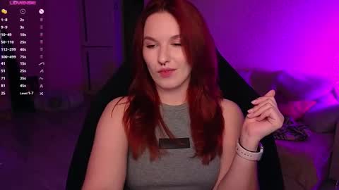 Snapshot of val_manson chatting on September 28, 7:41 pm Val online show from September 28, 7:41 pm