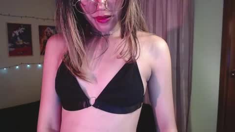 Snapshot of valcooky chatting on September 9, 4:56 am Hi I am Valcooky online show from September 9, 4:56 am