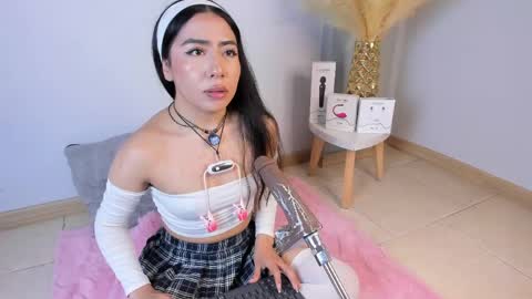 Vale online show from April 15, 8:53 pm