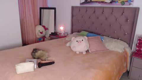 Snapshot of valen_brown chatting on October 7, 10:34 am Valentina online show from October 7, 10:34 am