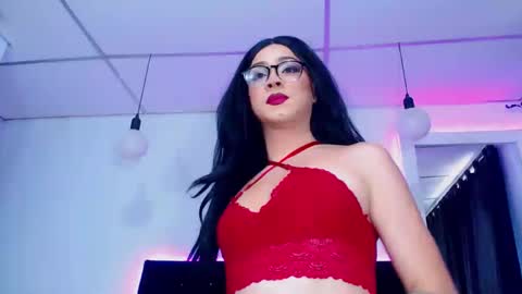 Snapshot of valen_foxxx chatting on January 14, 7:53 pm valen_foxxx online show from January 14, 7:53 pm