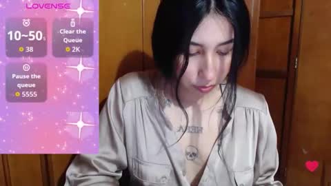 Valentina online show from April 28, 3:00 am