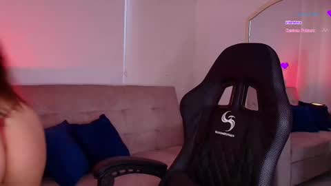 valen online show from March 3, 10:37 pm