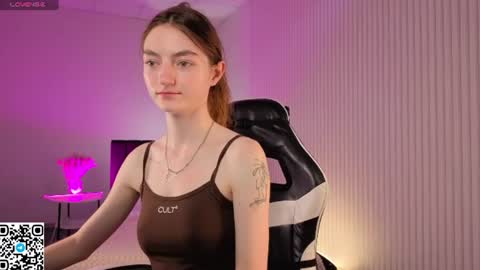 Nora online show from July 25, 11:19 am
