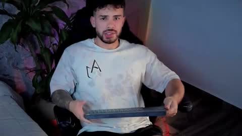 valenthinoking online show from September 23, 1:08 am