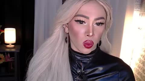 Amanda online show from November 7, 2:44 am