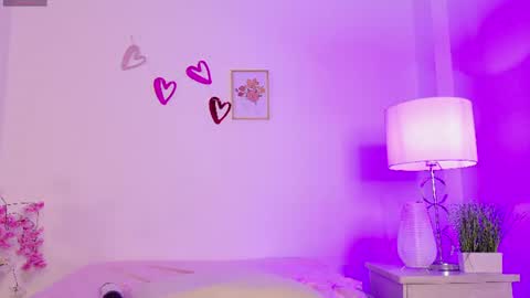 VALENTINA online show from June 10, 11:35 pm