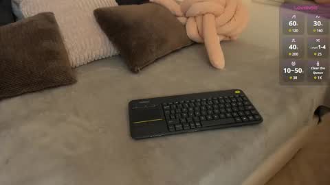 VALENTINA  online show from March 5, 10:32 pm