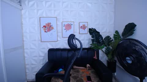 Valentina  online show from February 21, 3:51 am