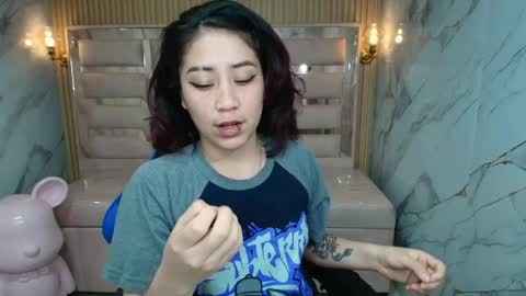 Valentina online show from March 31, 3:19 am