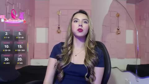 Snapshot of valentina_red18 chatting on November 13, 4:39 pm Valentina online show from November 13, 4:39 pm