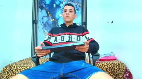 valentina_y_sneiderr online show from December 20, 3:13 am