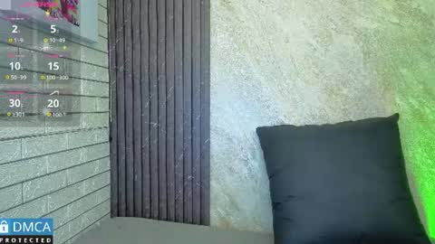 Snapshot of valentinaa_07 chatting on June 20, 9:06 pm valentinaa_07 online show from June 20, 9:06 pm