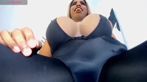 Snapshot of valentinabigcock23 chatting on October 3, 12:35 pm valentinabigcock23 online show from October 3, 12:35 pm
