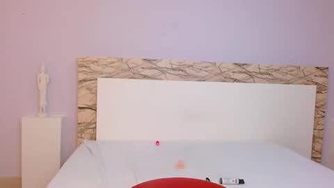 valentinamontoya online show from January 24, 2:51 pm