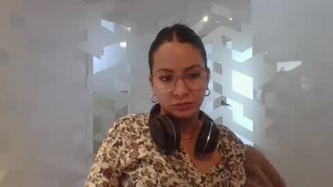 Valentina online show from May 19, 4:24 pm