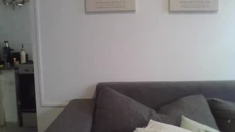 valentinaseleni24 online show from June 17, 8:10 pm