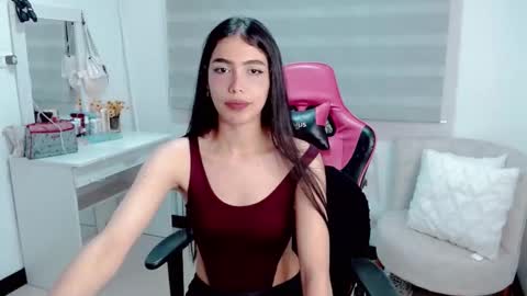 Snapshot of valentinasweet_ chatting on February 21, 1:17 am Valentina online show from February 21, 1:17 am