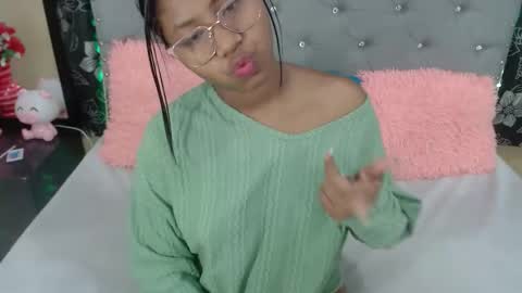 Snapshot of valentinavega18x chatting on February 5, 4:17 am valentina vega online show from February 5, 4:17 am