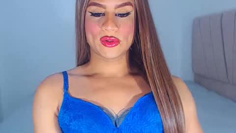 Snapshot of valentinaxxxdoll chatting on November 26, 7:04 pm VALENTINA online show from November 26, 7:04 pm