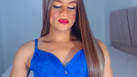 Snapshot of valentinaxxxdoll chatting on November 29, 7:06 pm VALENTINA online show from November 29, 7:06 pm