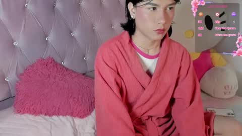 Snapshot of valentine_sweety chatting on February 27, 12:43 am Valentine online show from February 27, 12:43 am