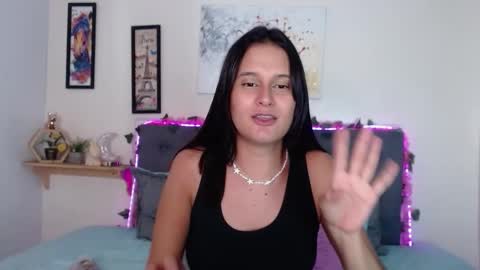 V A L E N T I N I online show from February 22, 7:56 pm