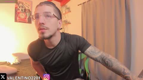 valentino online show from November 12, 12:22 am