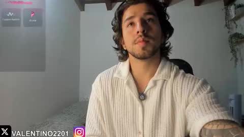 valentino online show from November 28, 12:57 am