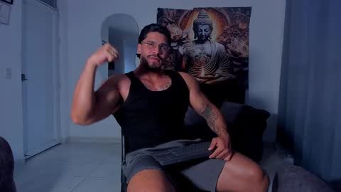 Snapshot of valentino_dossantos chatting on September 26, 10:14 pm online show from September 26, 10:14 pm