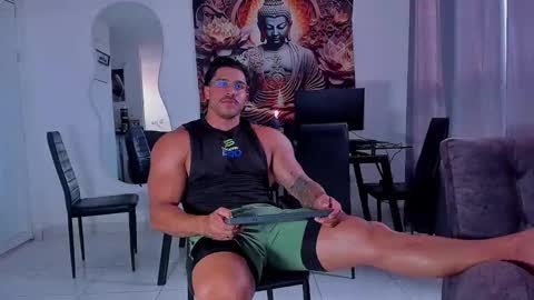    online show from December 3, 8:40 pm