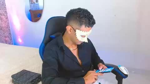 Mistery Guy online show from September 17, 11:39 pm